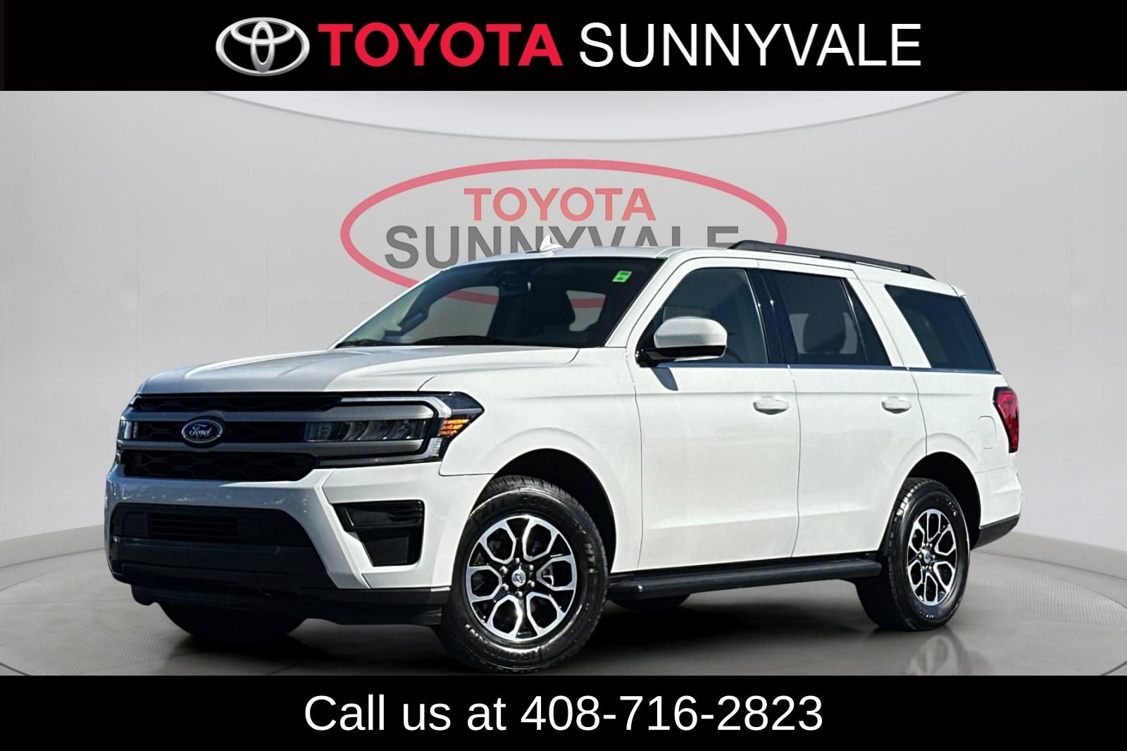 Oxford White 2024 Ford Expedition XLT RWD SUV / Crossover 4X2 Automatic