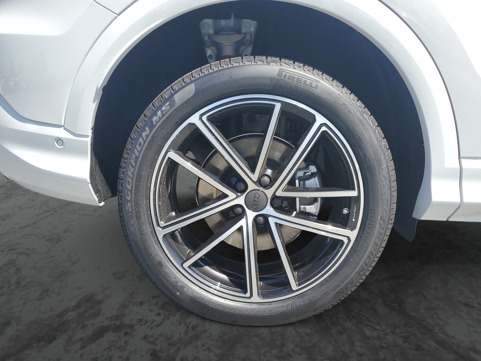 Vehicle photo
