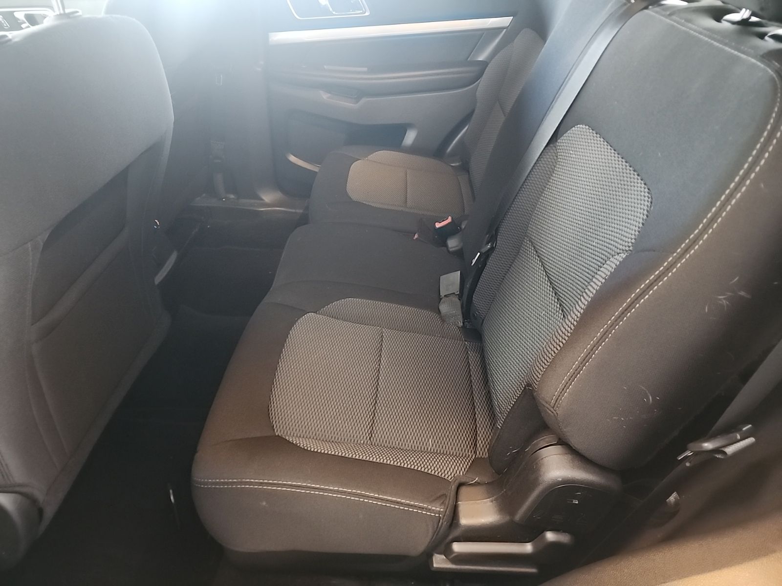 Certified Used 2017 Blue Jeans Metallic Ford XLT image 7