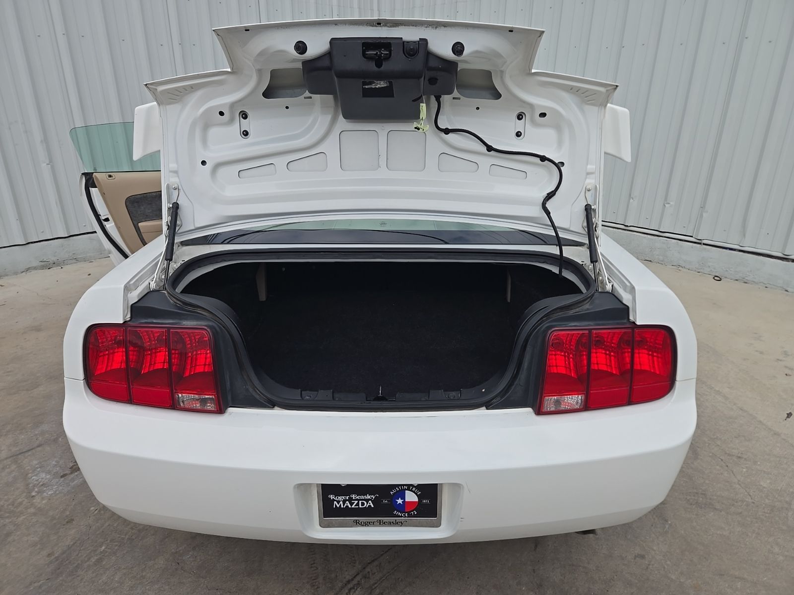 Used Car 2006 Ford Mustang  V6 For Sale Under $10,000 In Austin, Texas