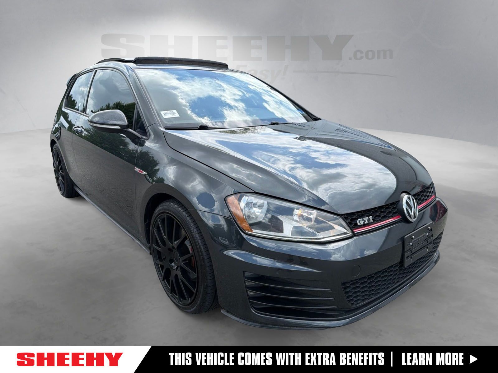 Carbon Steel Gray Metallic 2015 Volkswagen Golf GTI Hatchback Front-Wheel Drive 6-Speed Manual