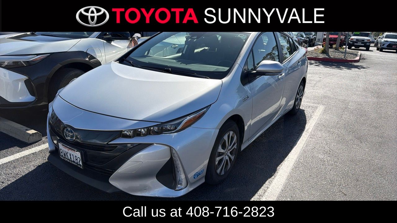 2021 Toyota Prius Prime XLE's photo