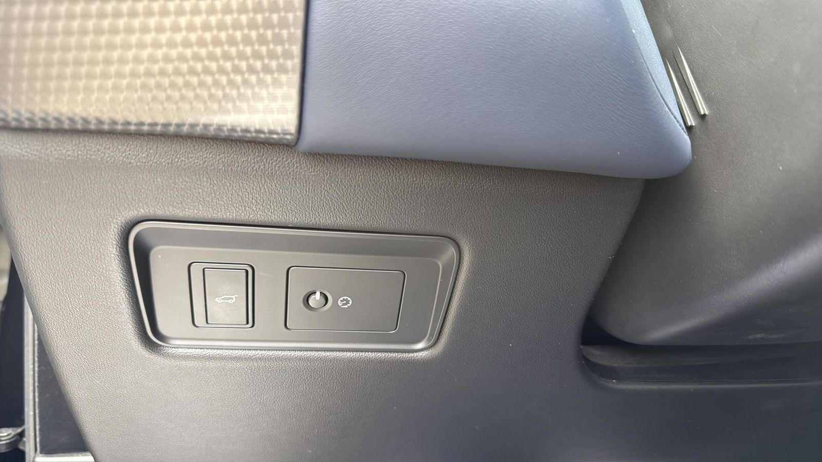 Used Car 2021 Land Rover Range Rover Sport  Hse Dynamic For Sale Under $40,000 In Austin, Texas