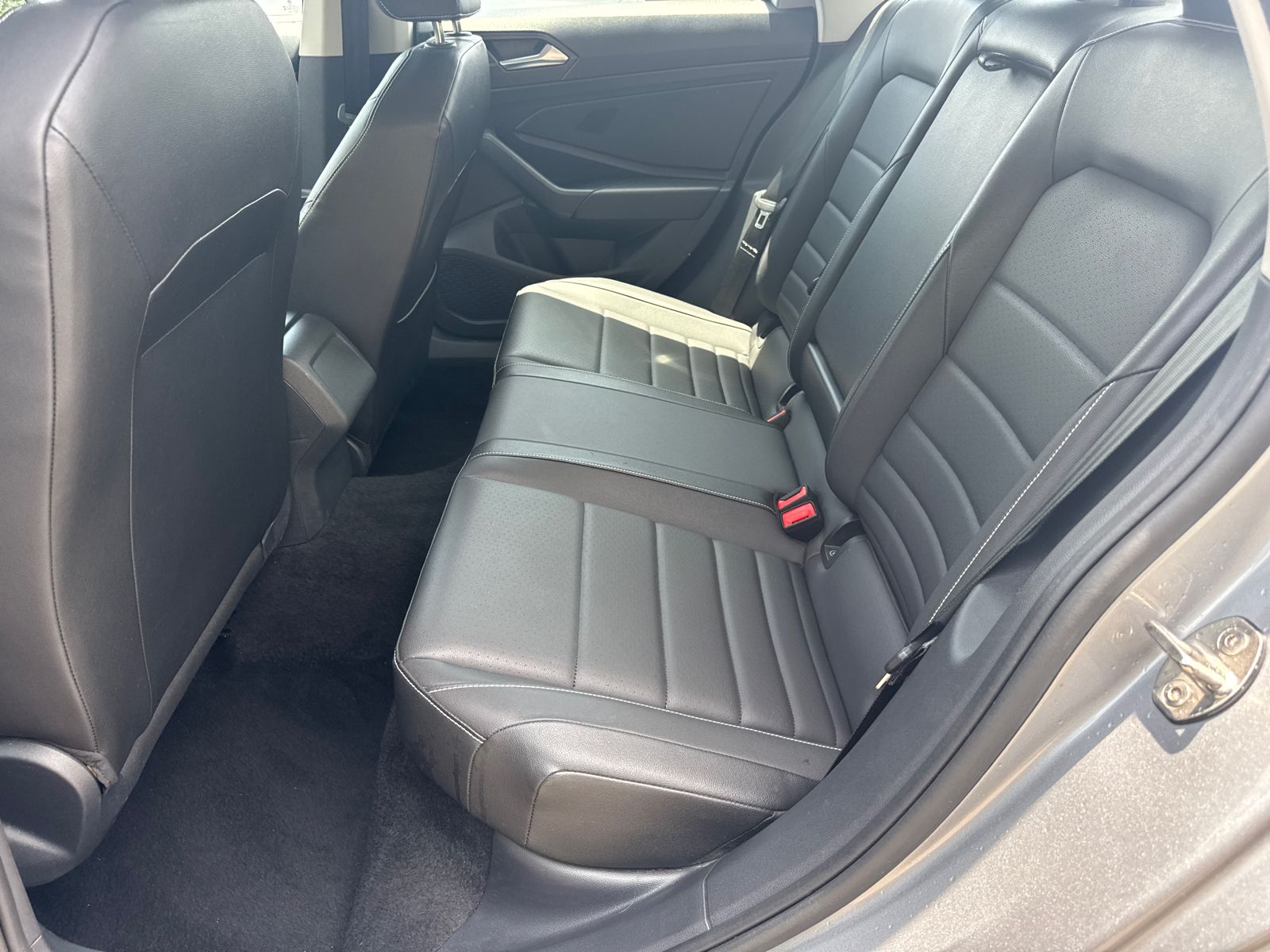 Used 2024 Gray Volkswagen 1.5T SE image 20