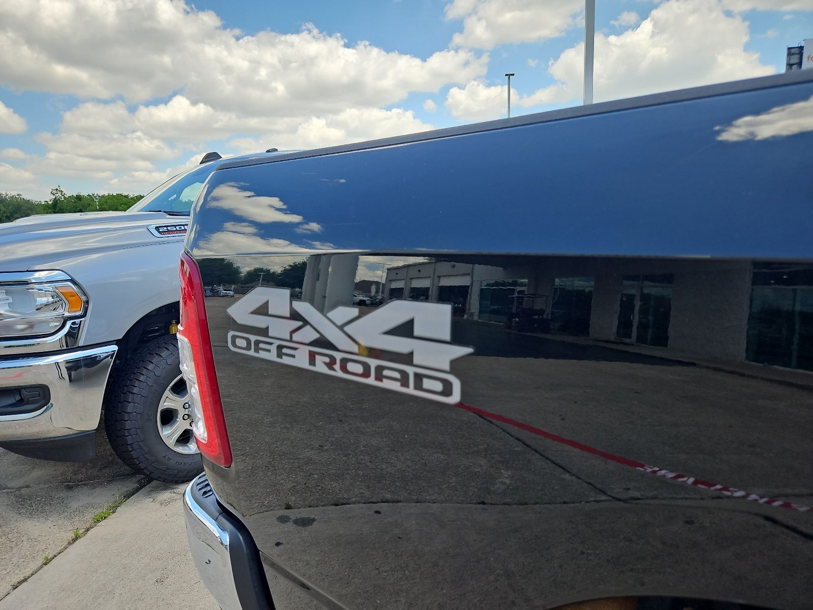 2020 Ram 2500 Tradesman Black at Autostrade