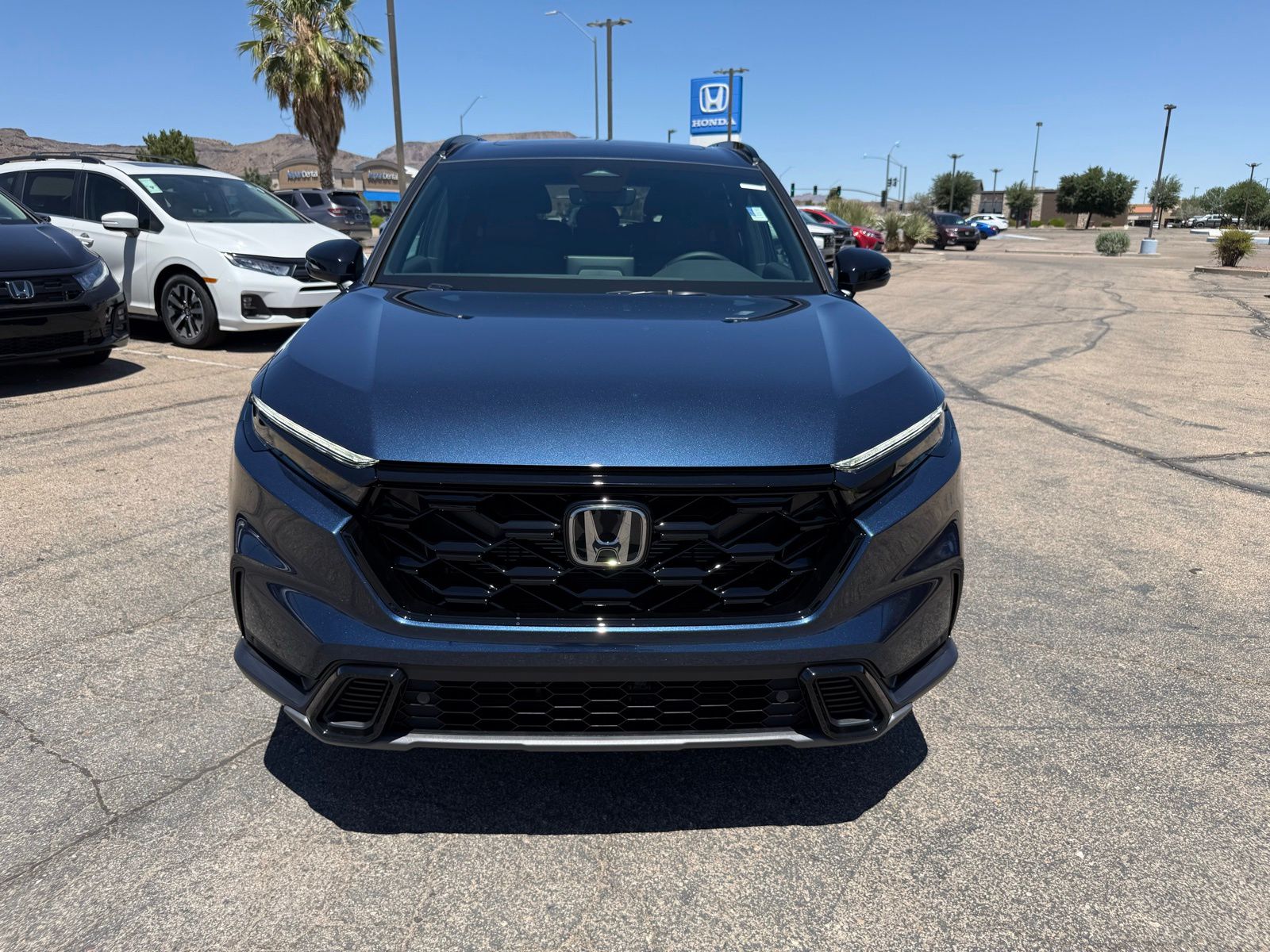 View vehicle photo 2