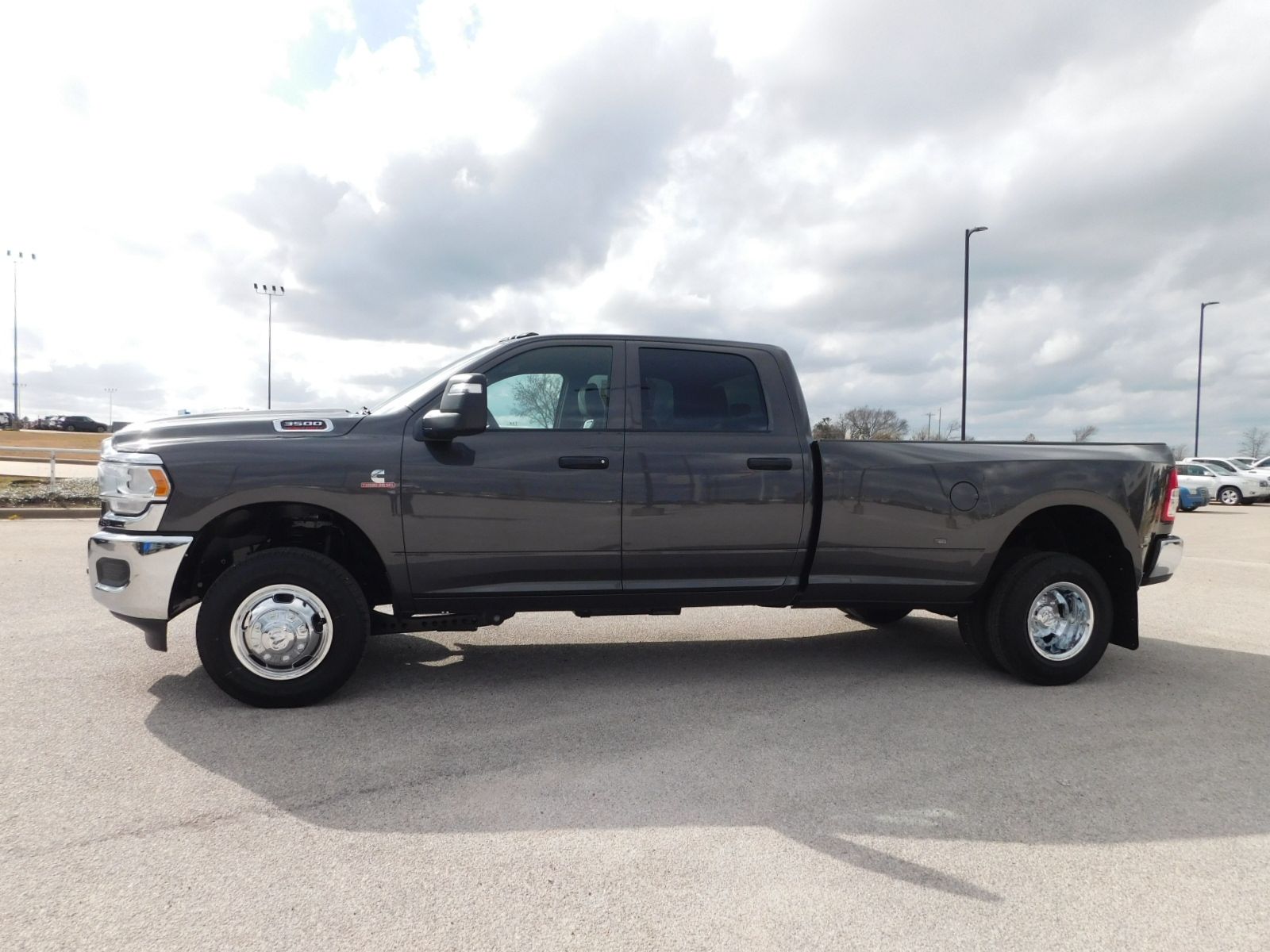 2024 Ram 3500 Tradesman 18