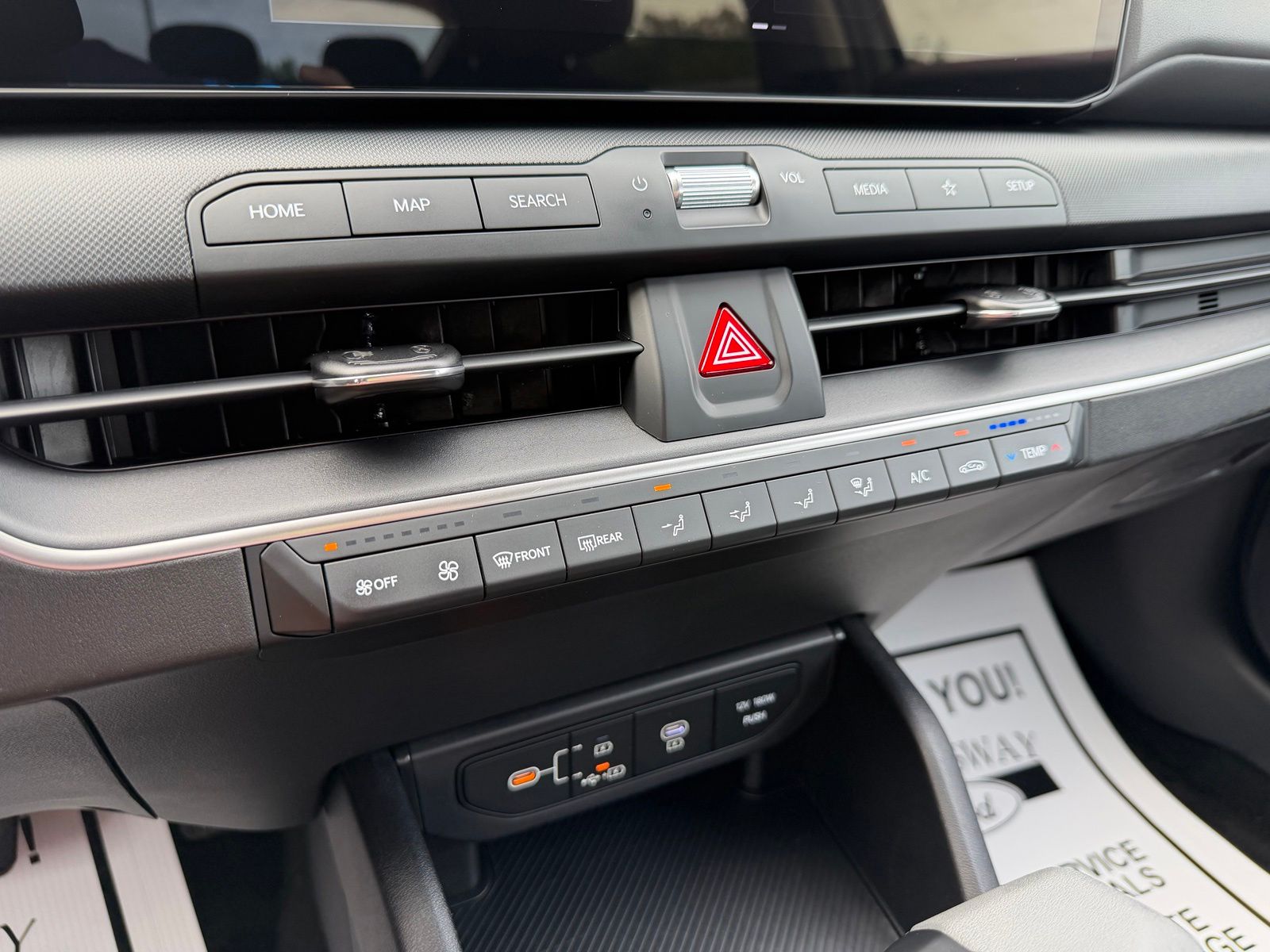 2025 Kia K4 image 20