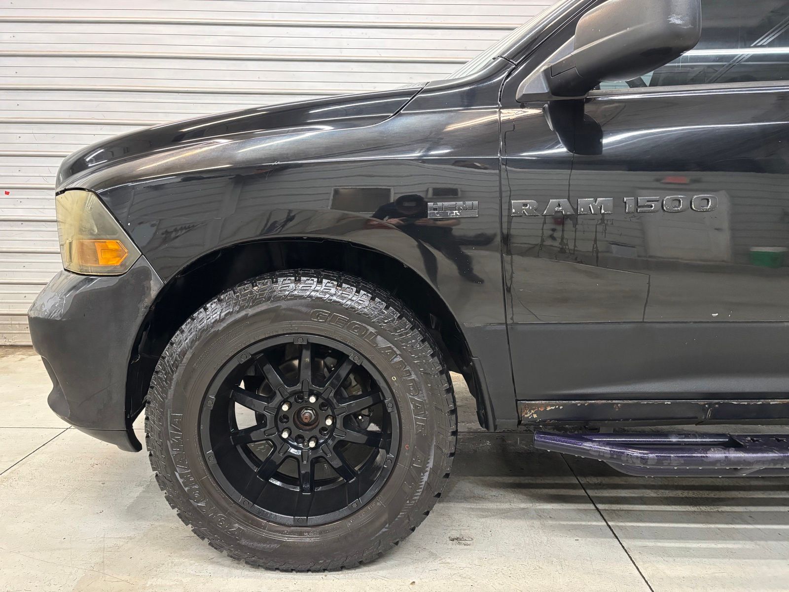 2019 Nissan Titan Express - Image 4