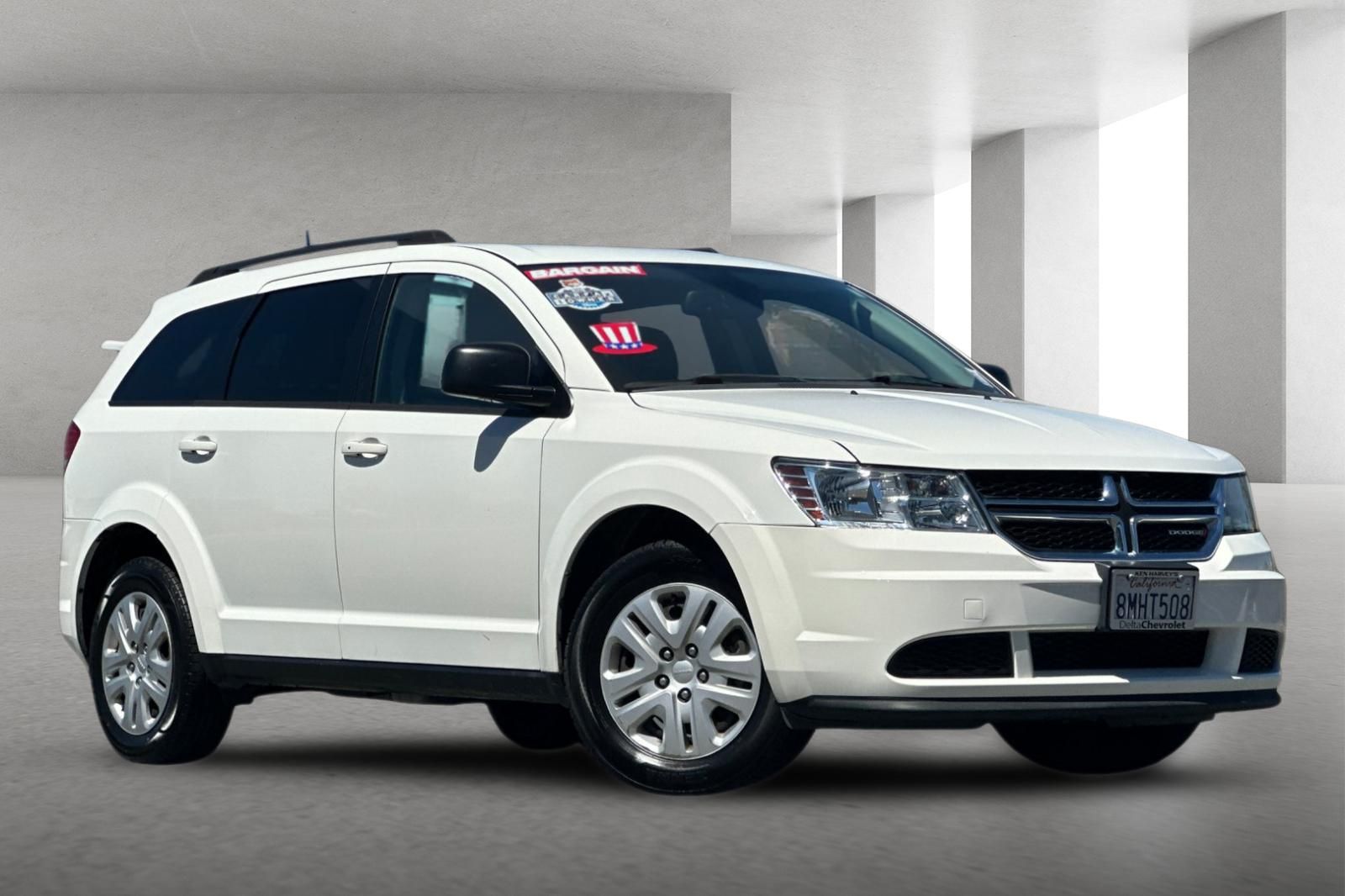 Vice White 2019 Dodge Journey SUV / Crossover 4-Speed Automatic
