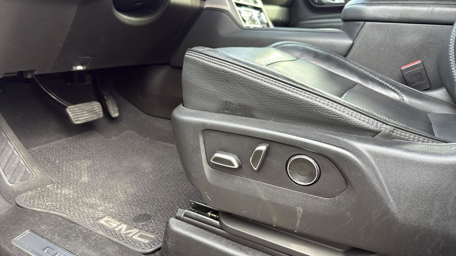 Used Car 2021 Gmc Yukon Xl  Denali For Sale Under $50,000 In Austin, Texas