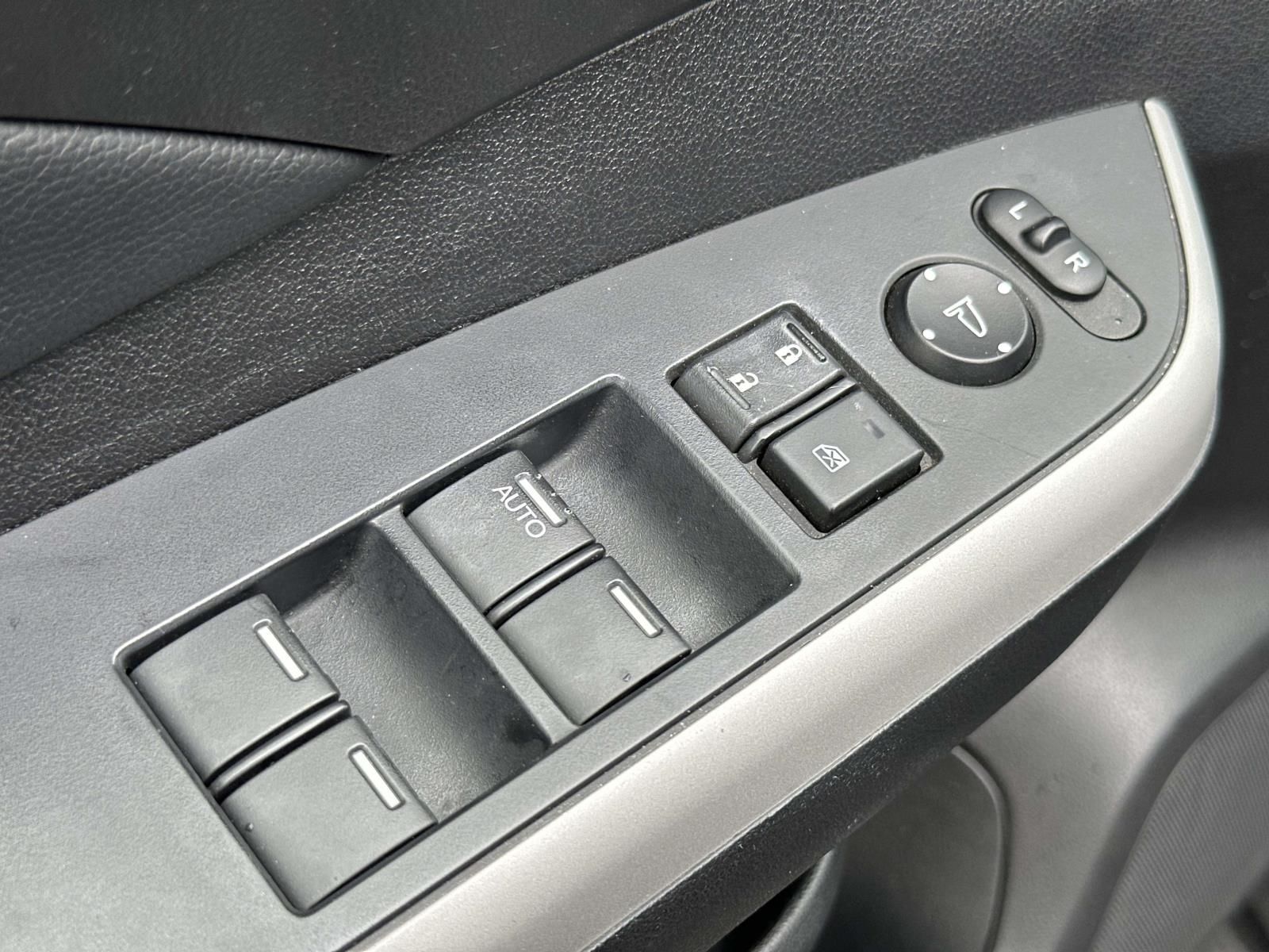 Used 2012  Honda EX-L image 24
