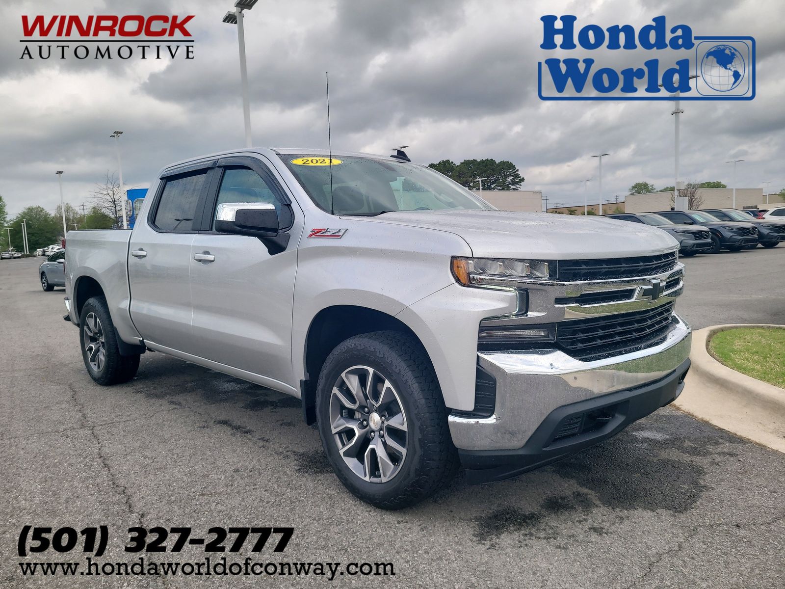 Silver Ice Metallic 2021 Chevrolet Silverado 1500 LT Crew Cab 4WD Pickup Truck Four-Wheel Drive 8-Speed Automatic