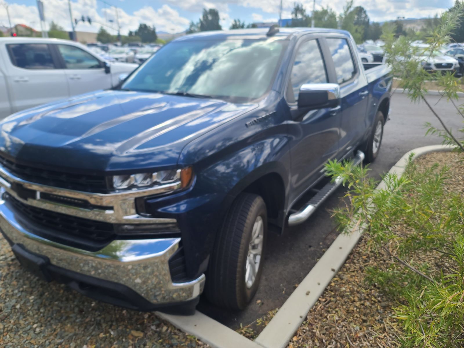 2020 Chevrolet Silverado 1500 LT 2