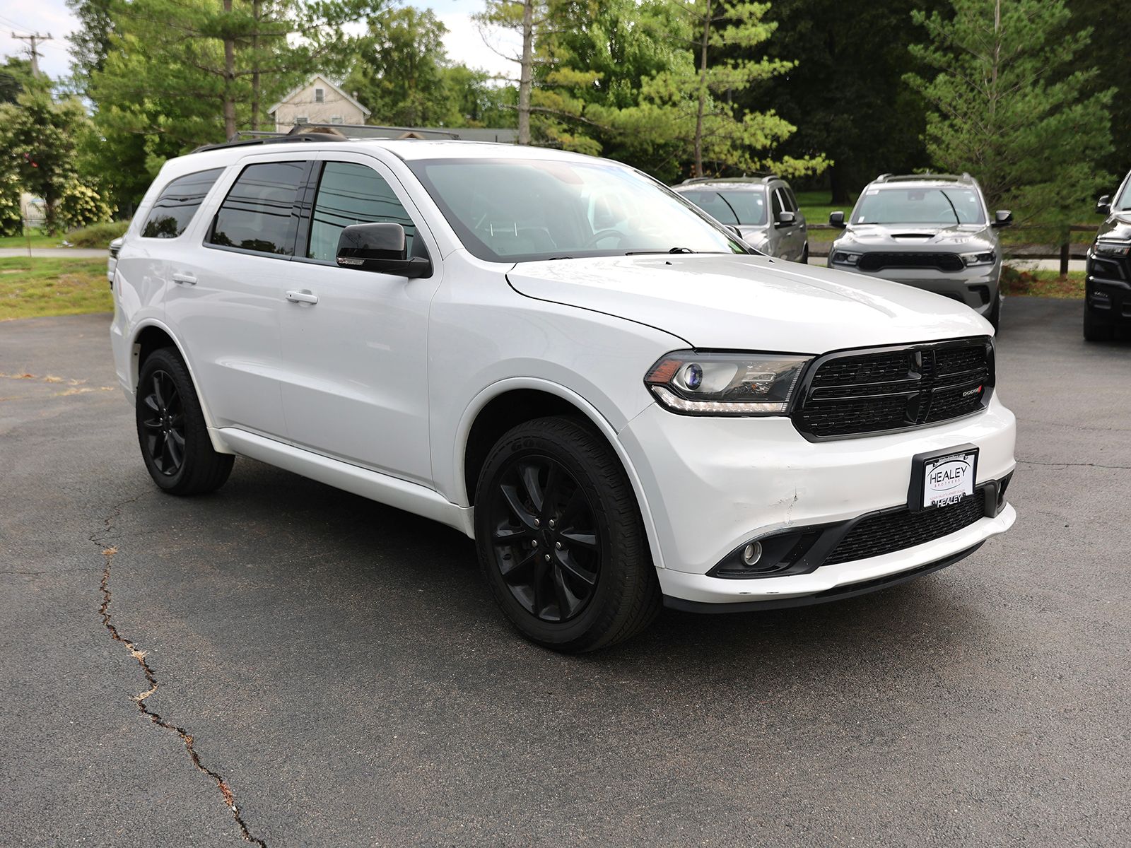 White Knuckle Clearcoat 2017 Dodge Durango SUV / Crossover All-Wheel Drive 8-Speed Automatic