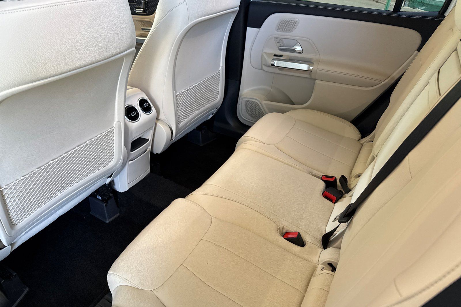 Used 2026 Mercedes-benz GLB SUV