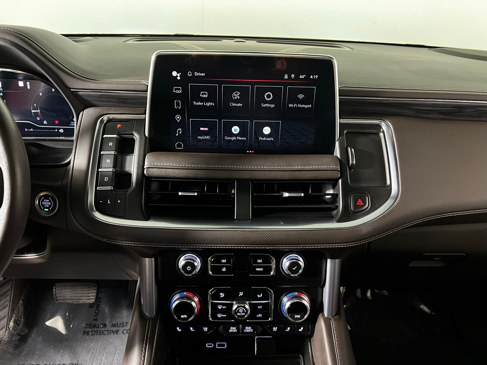 Thumbnail: 2022 GMC Yukon XL - 19