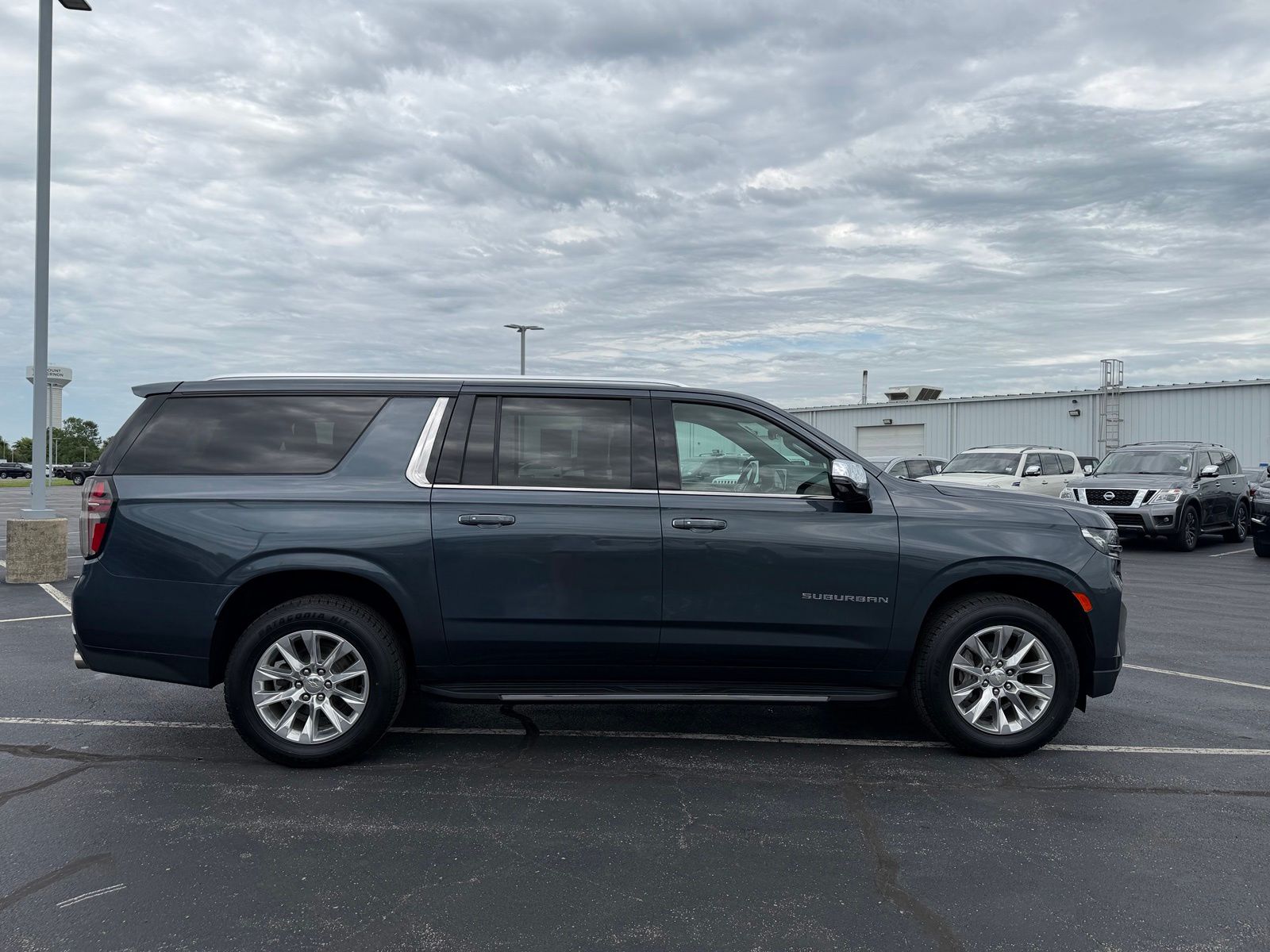 2021 Chevrolet Suburban image 5