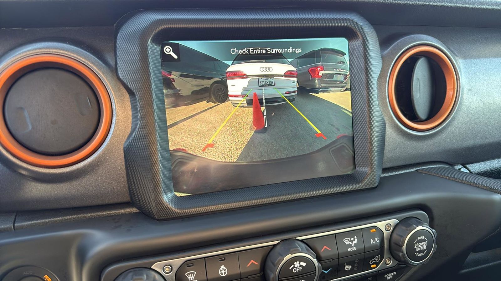 Used Car 2021 Jeep Gladiator  Mojave For Sale Under $40,000 In Austin, Texas