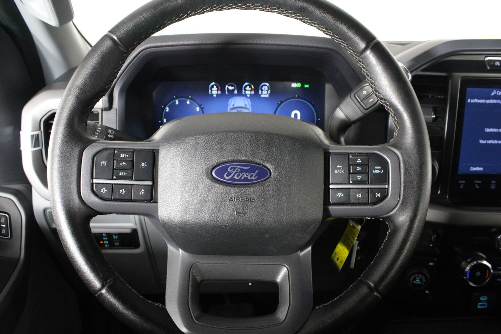 Used 2024  Ford XLT image 19