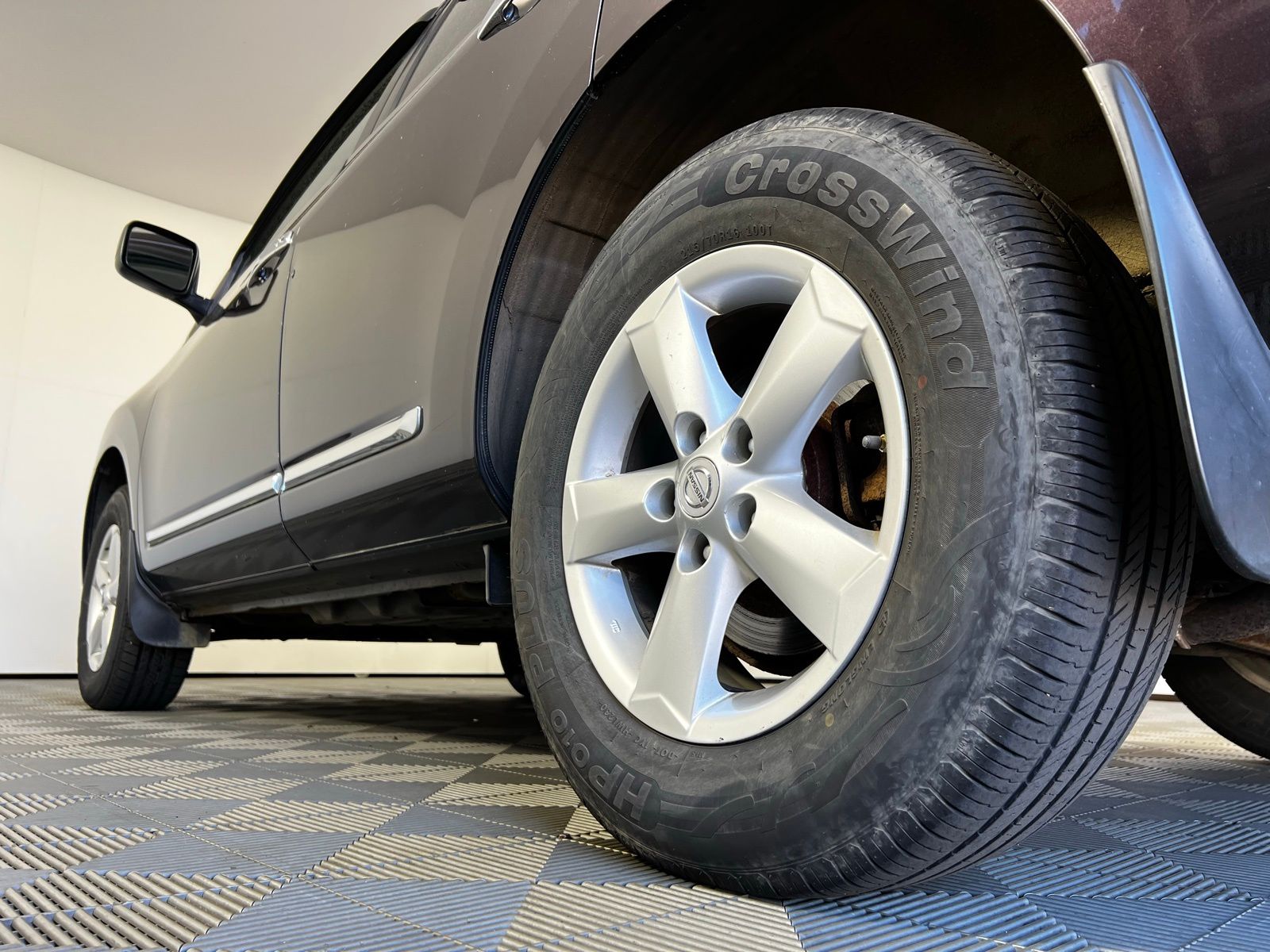 Thumbnail: 2013 Nissan Rogue - 12