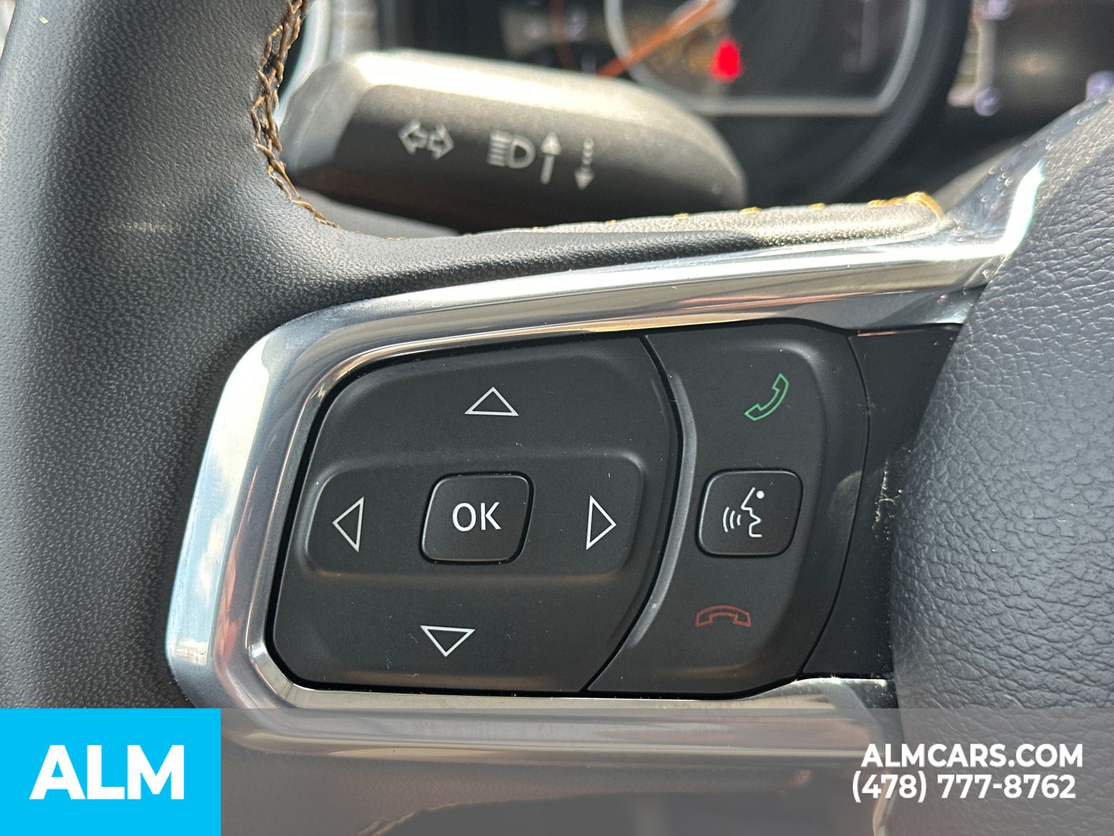 Used 2025 Gray Jeep Sahara image 30