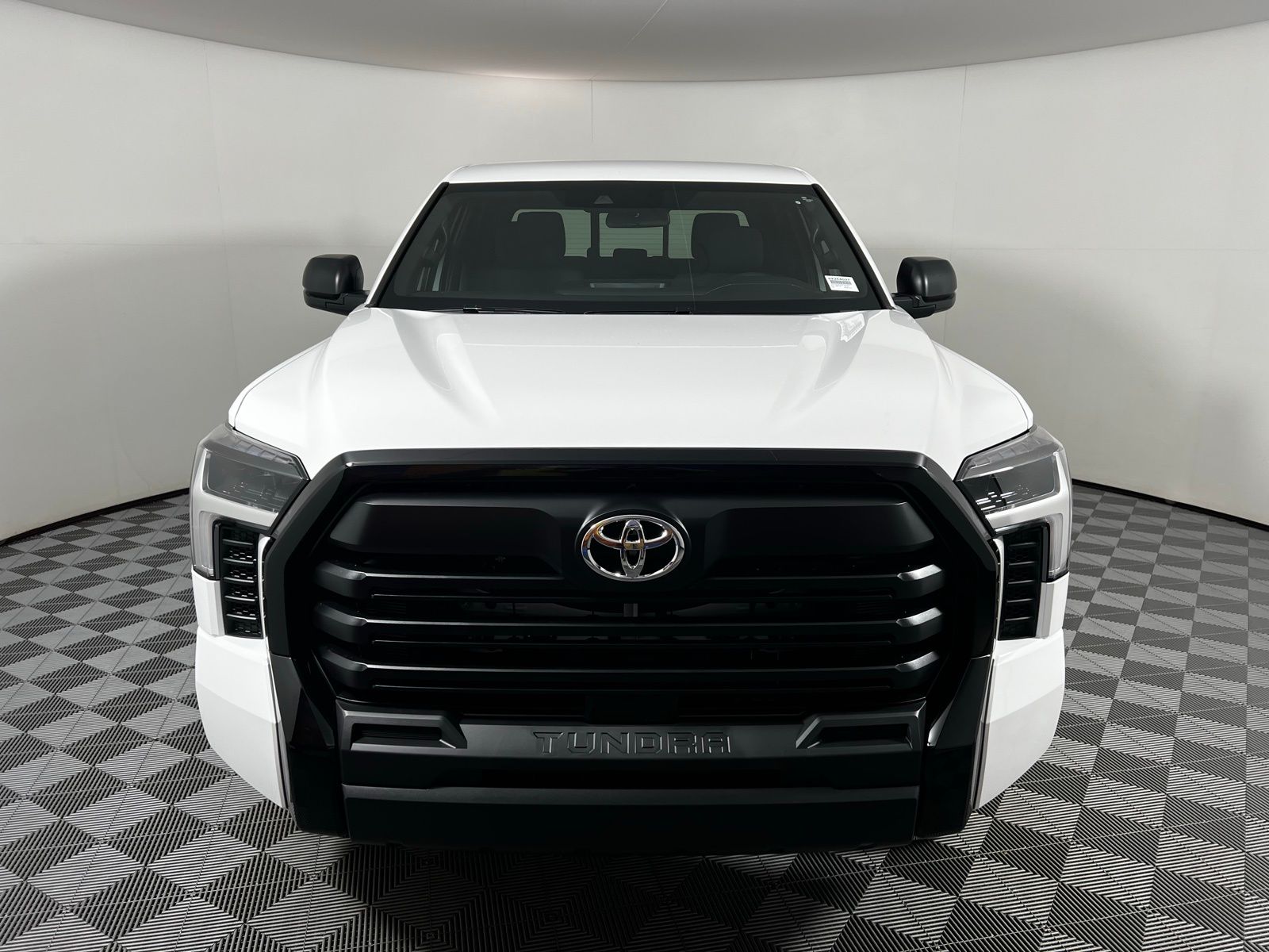 2025 Toyota Tundra SR 2