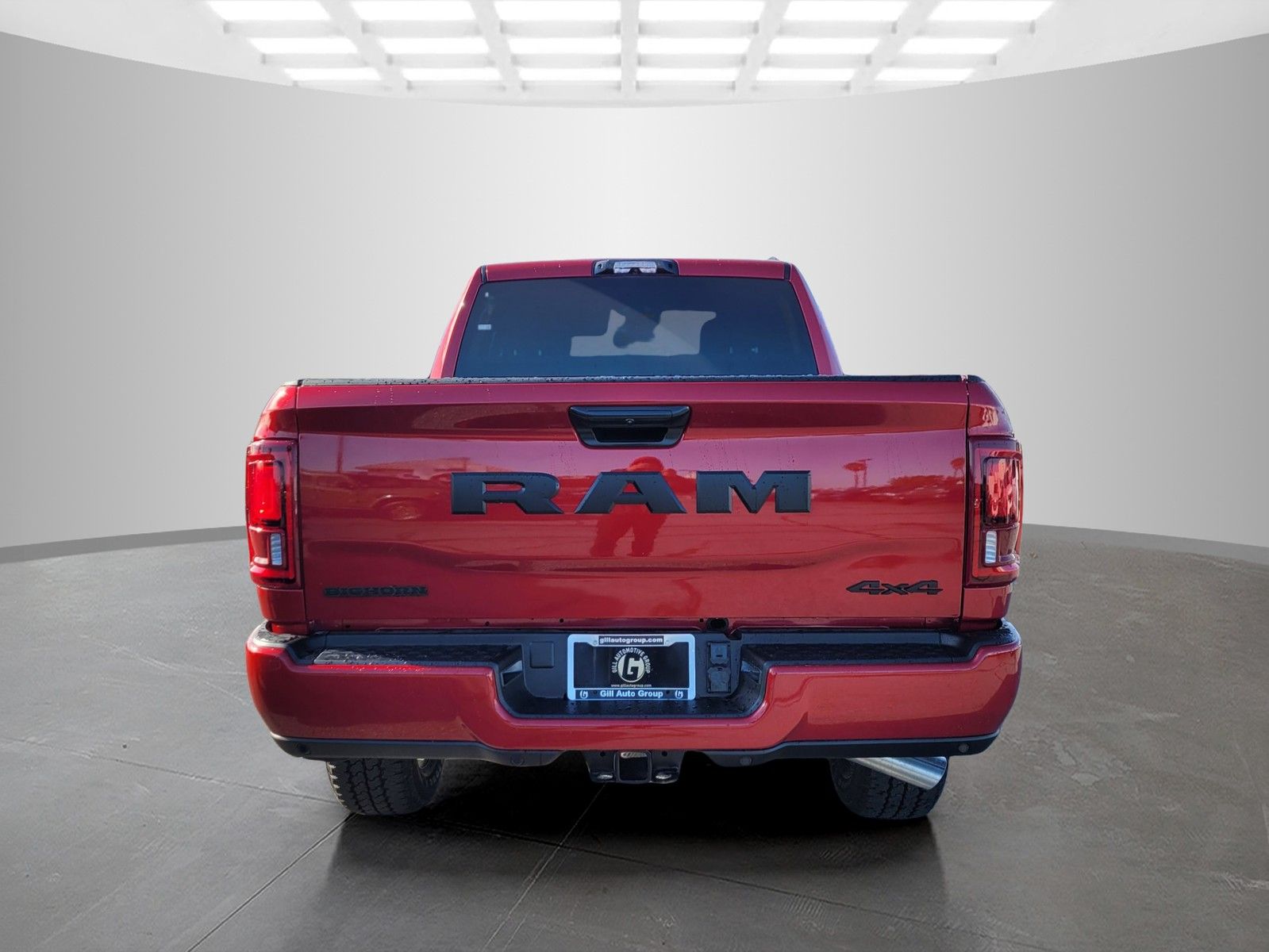 View vehicle photo 5