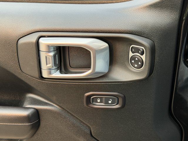 Used 2020 Black Clearcoat Jeep Rubicon image 28