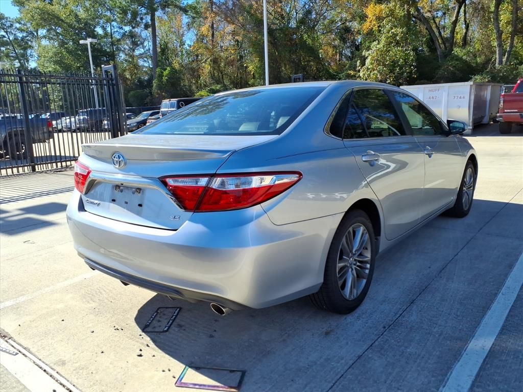 2016 Toyota Camry SE  at Autostrade