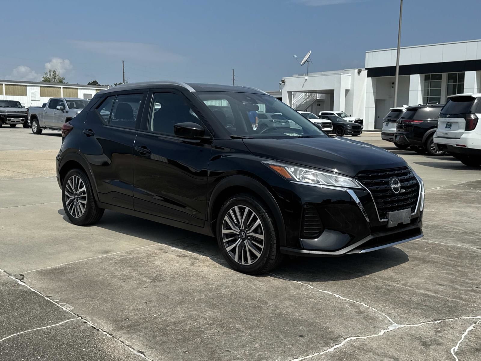 2023 Nissan Kicks SV FWD