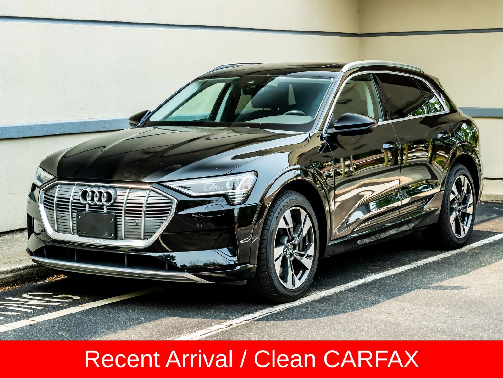 2021 Audi e-tron quattro Premium SUV