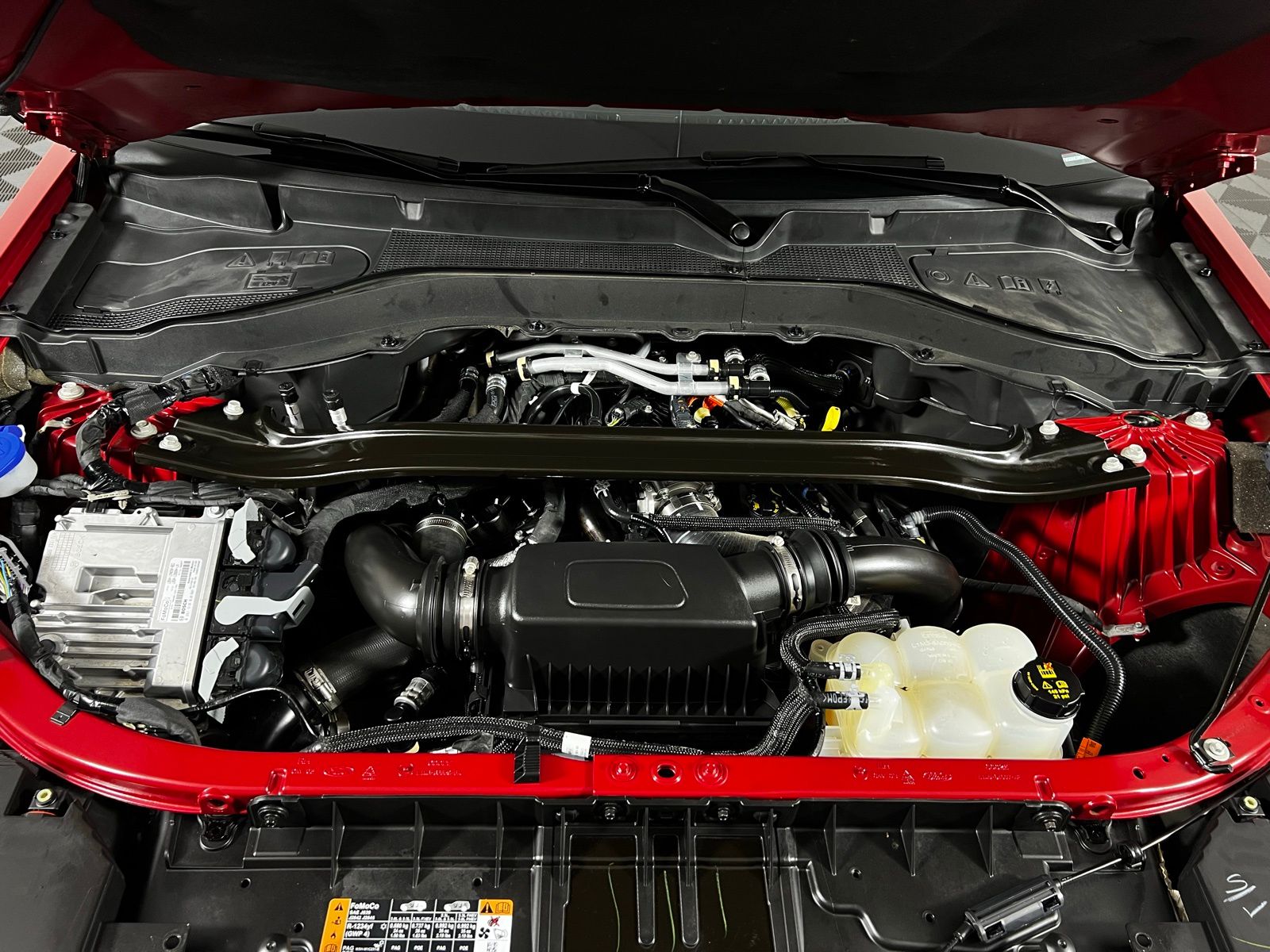 Thumbnail: 2022 Ford Explorer - 9