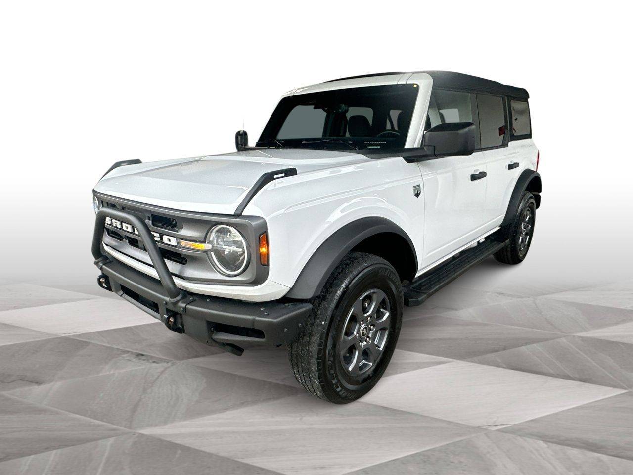 View vehicle photo 3