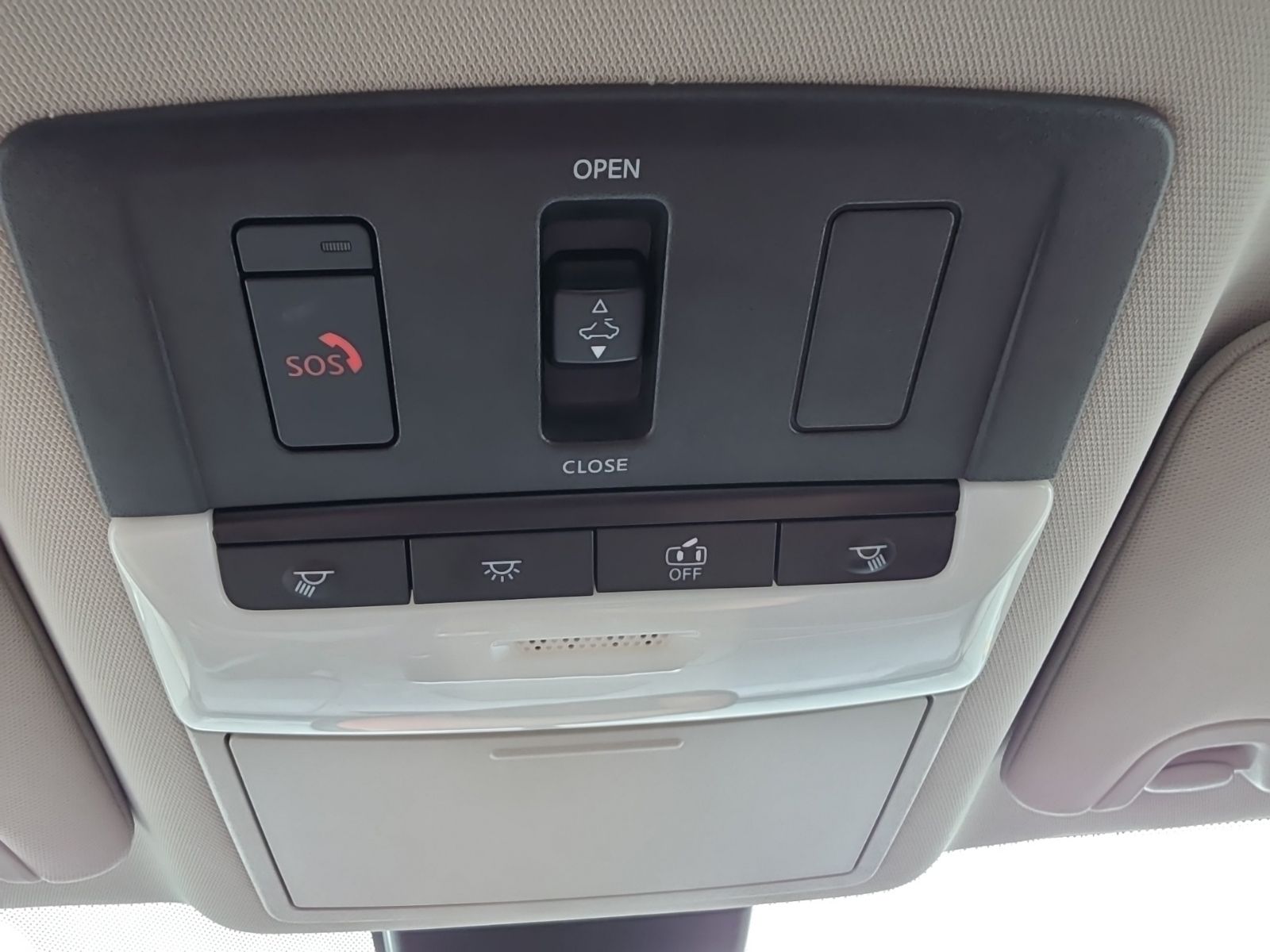 Used 2021 Gray Nissan 2.5 SL image 27