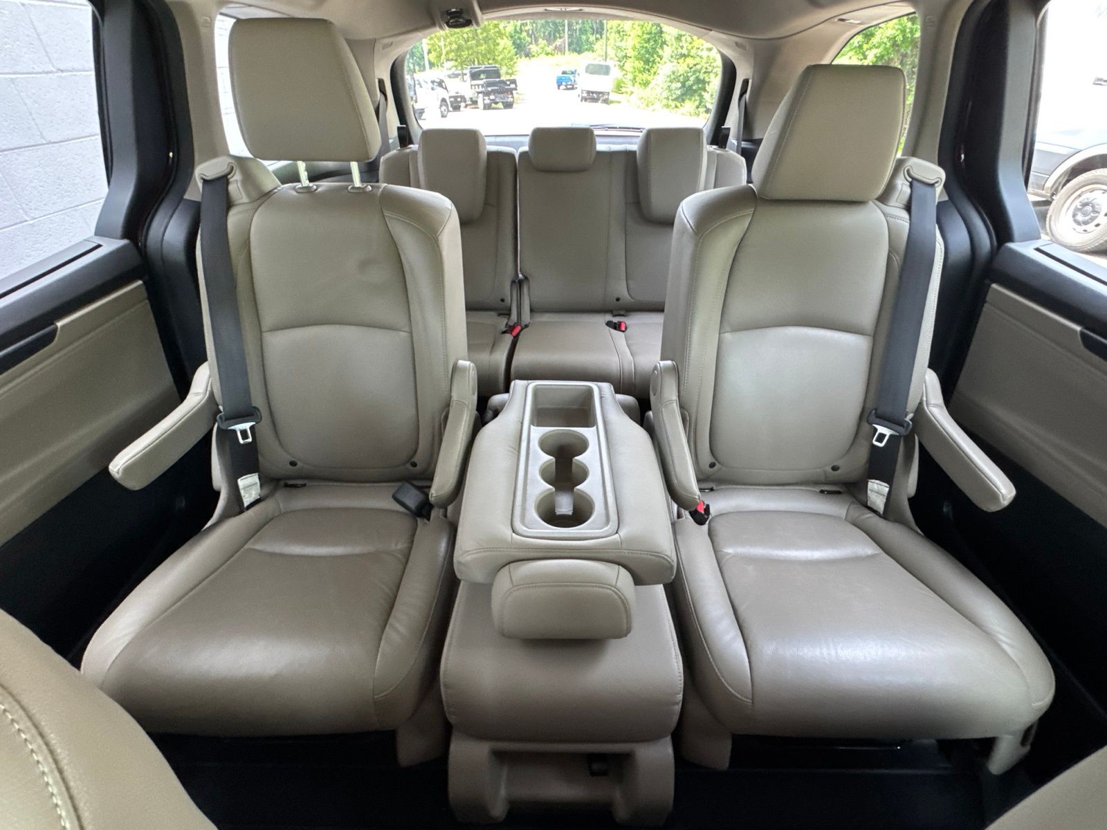 Used 2019 Deep Scarlet Pearl Honda EX-L image 29