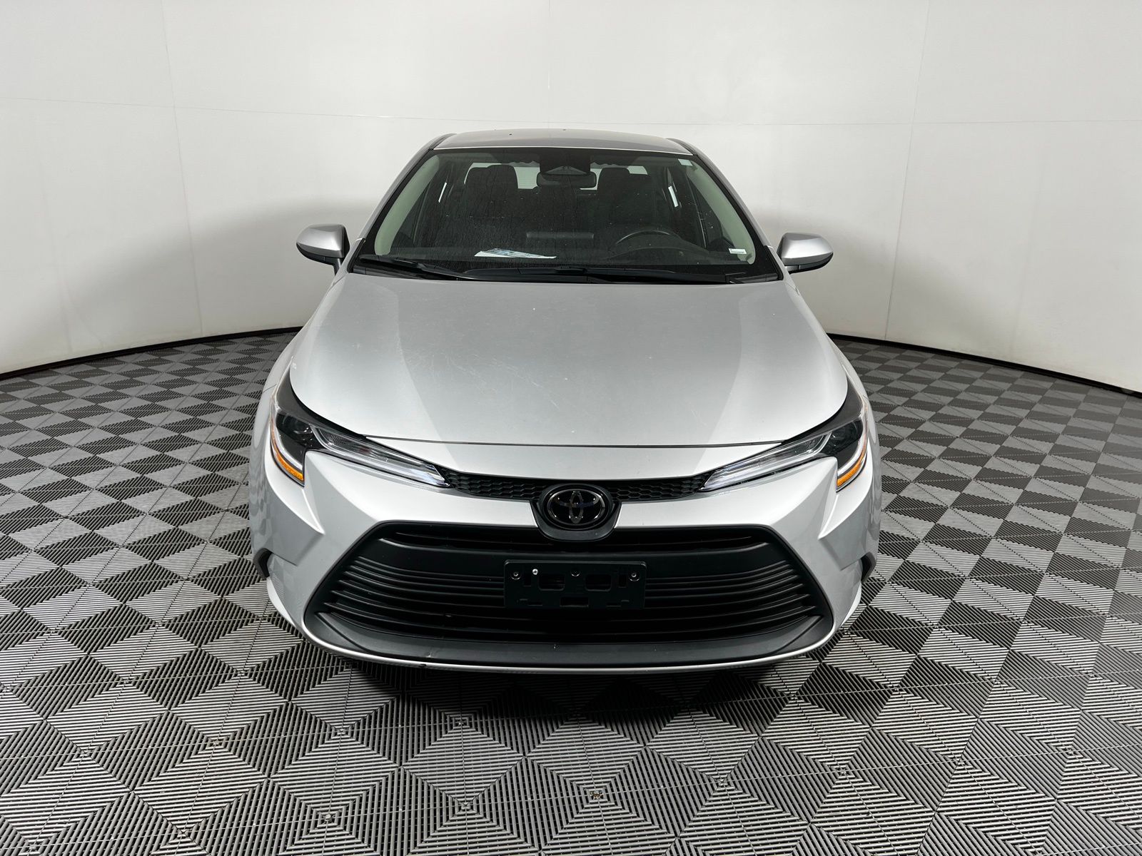 2023 Toyota Corolla LE 2