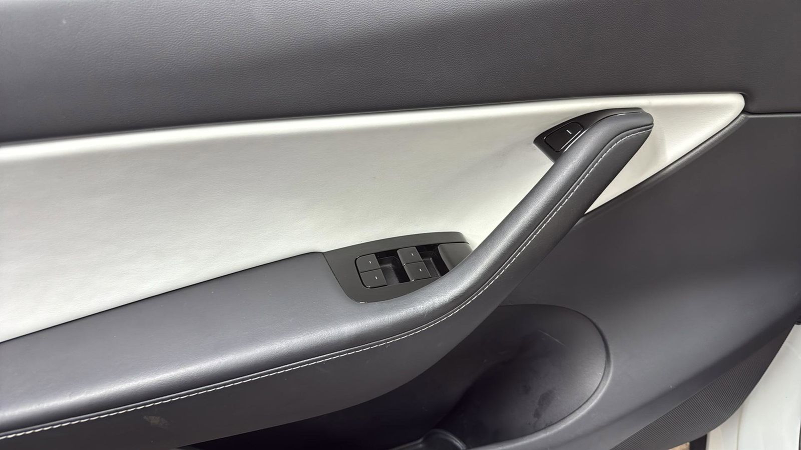 Used Car 2020 Tesla Model Y  Performance For Sale Under $30,000 In Austin, Texas