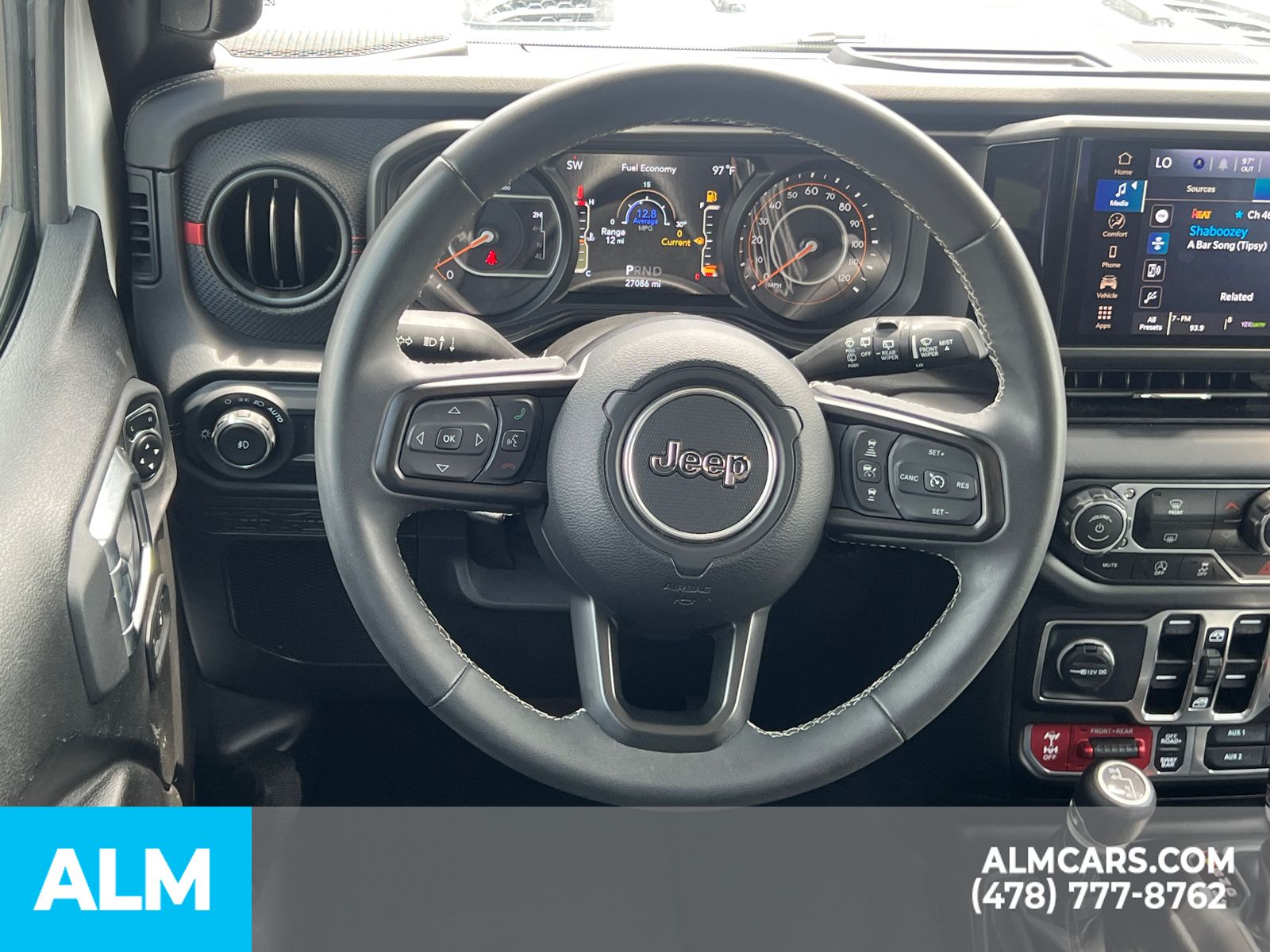 Used 2025 White Jeep Rubicon image 28