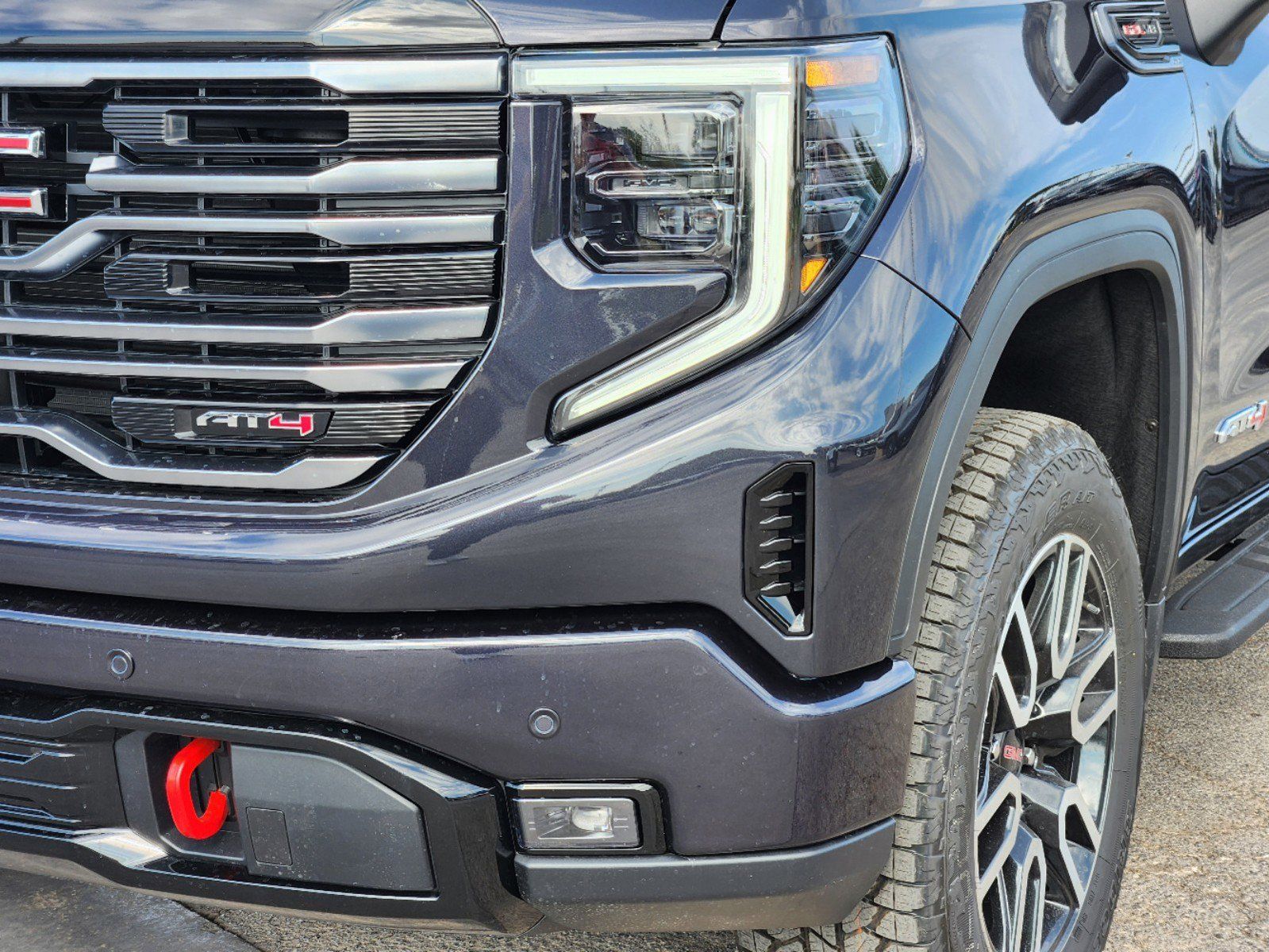 2025 GMC Sierra 1500 AT4 8