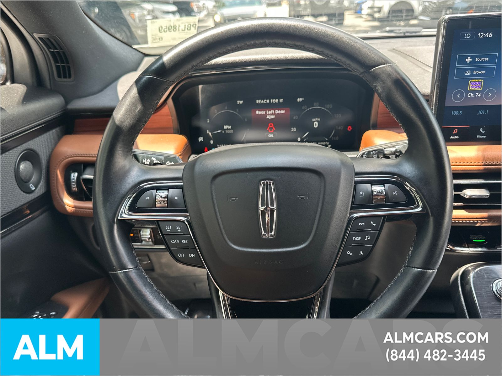 Used 2023 White Lincoln Reserve image 27