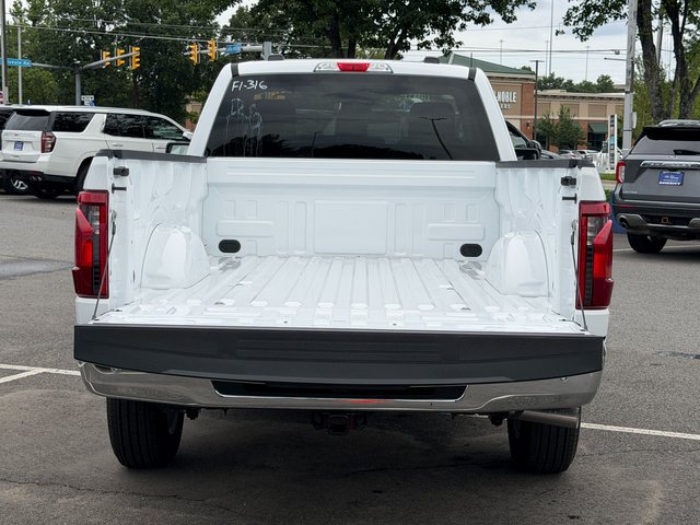 New 2026 Oxford White Ford XL image 13