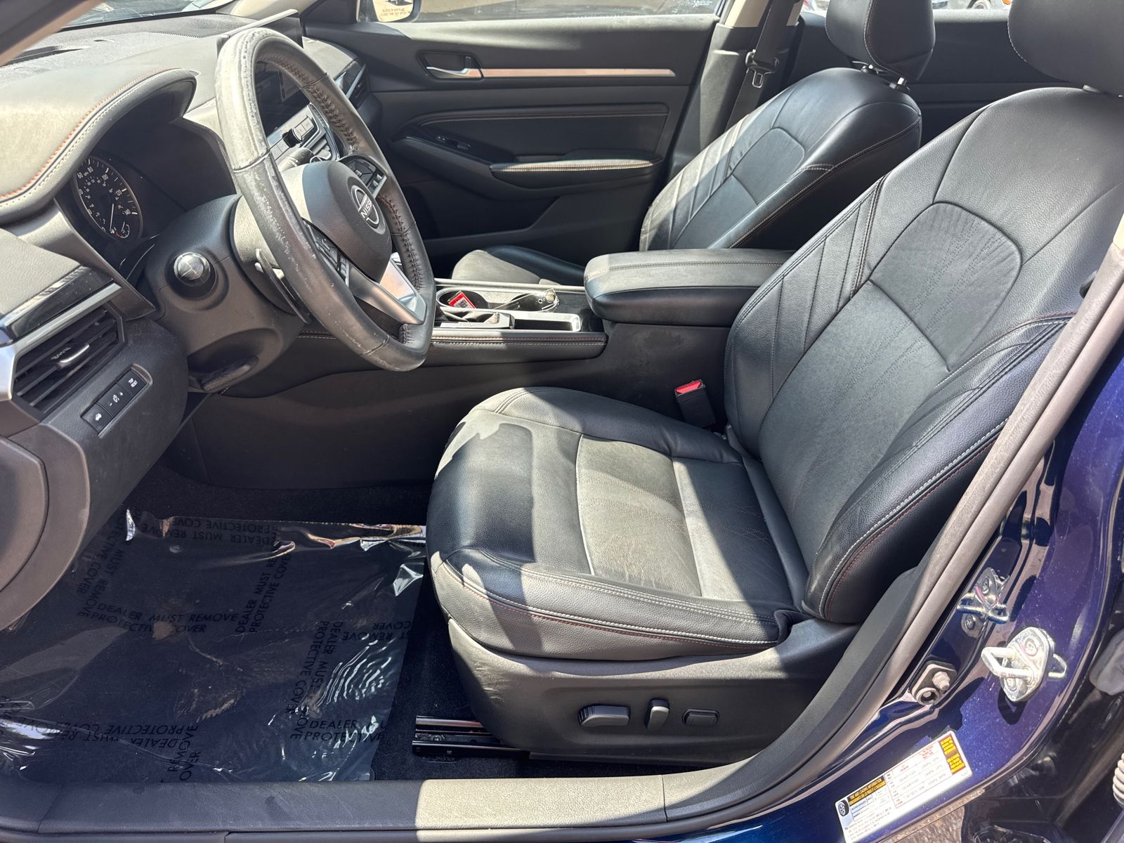 Used 2023 Blue Nissan 2.5 SR image 9