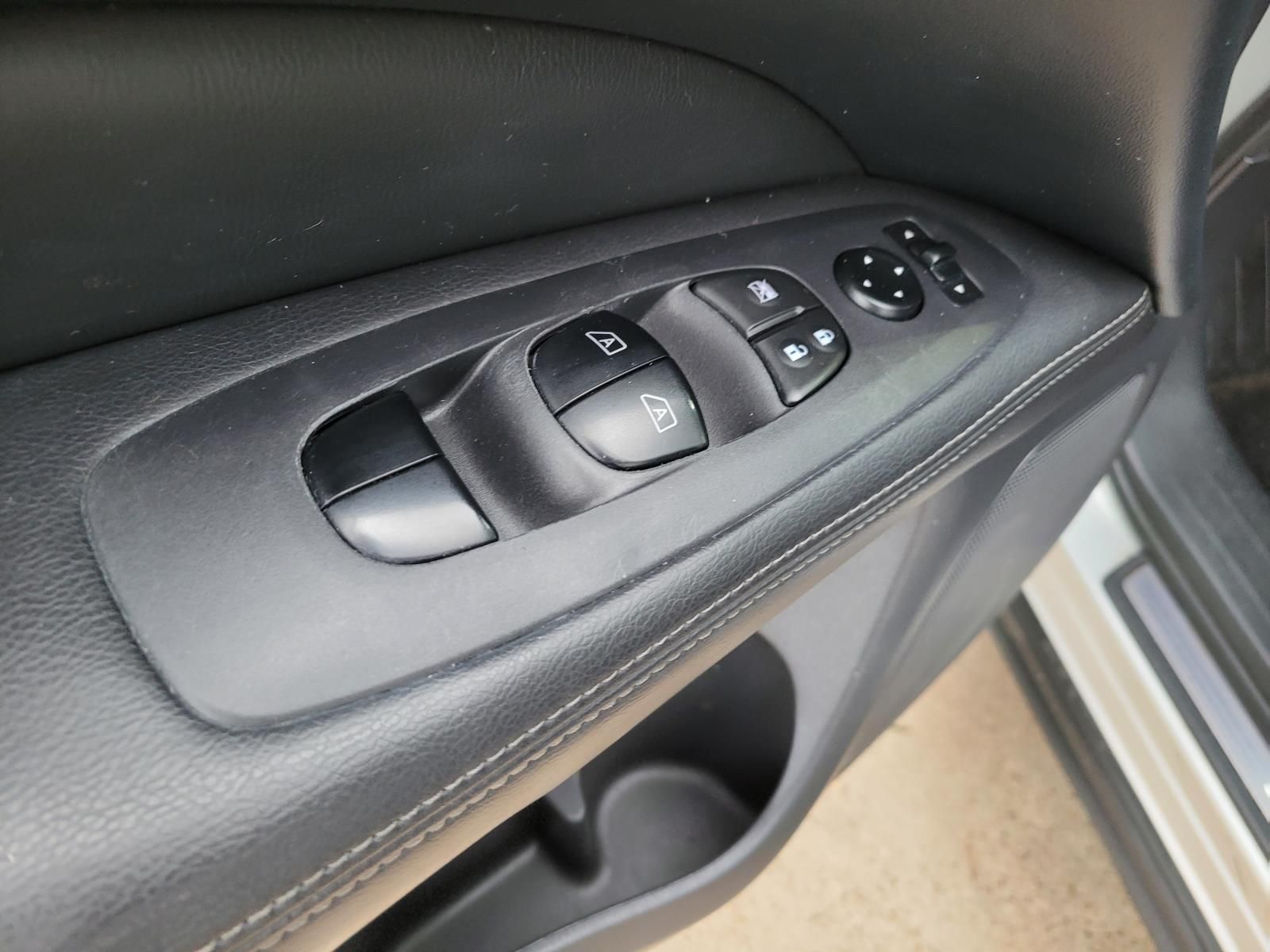 used 2015 Nissan Pathfinder car, priced at $11,500