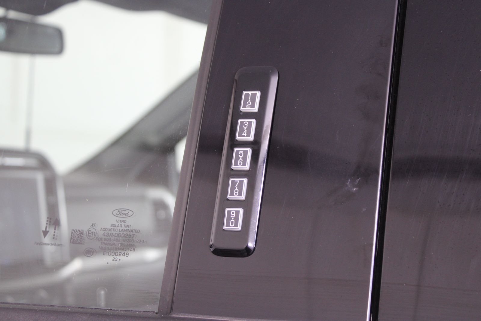Used 2024  Ford XLT image 16