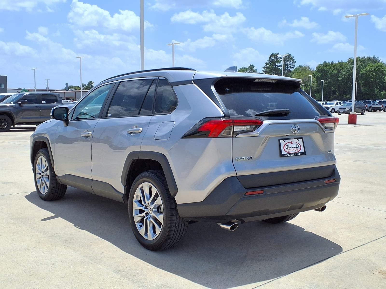 2024 Toyota RAV4 XLE Premium - 1