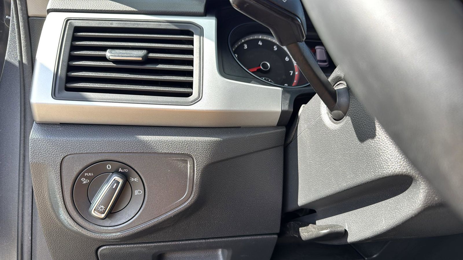 Used Car 2021 Volkswagen Atlas  3.6l V6 Se W/technology For Sale Under $25,000 In Austin, Texas