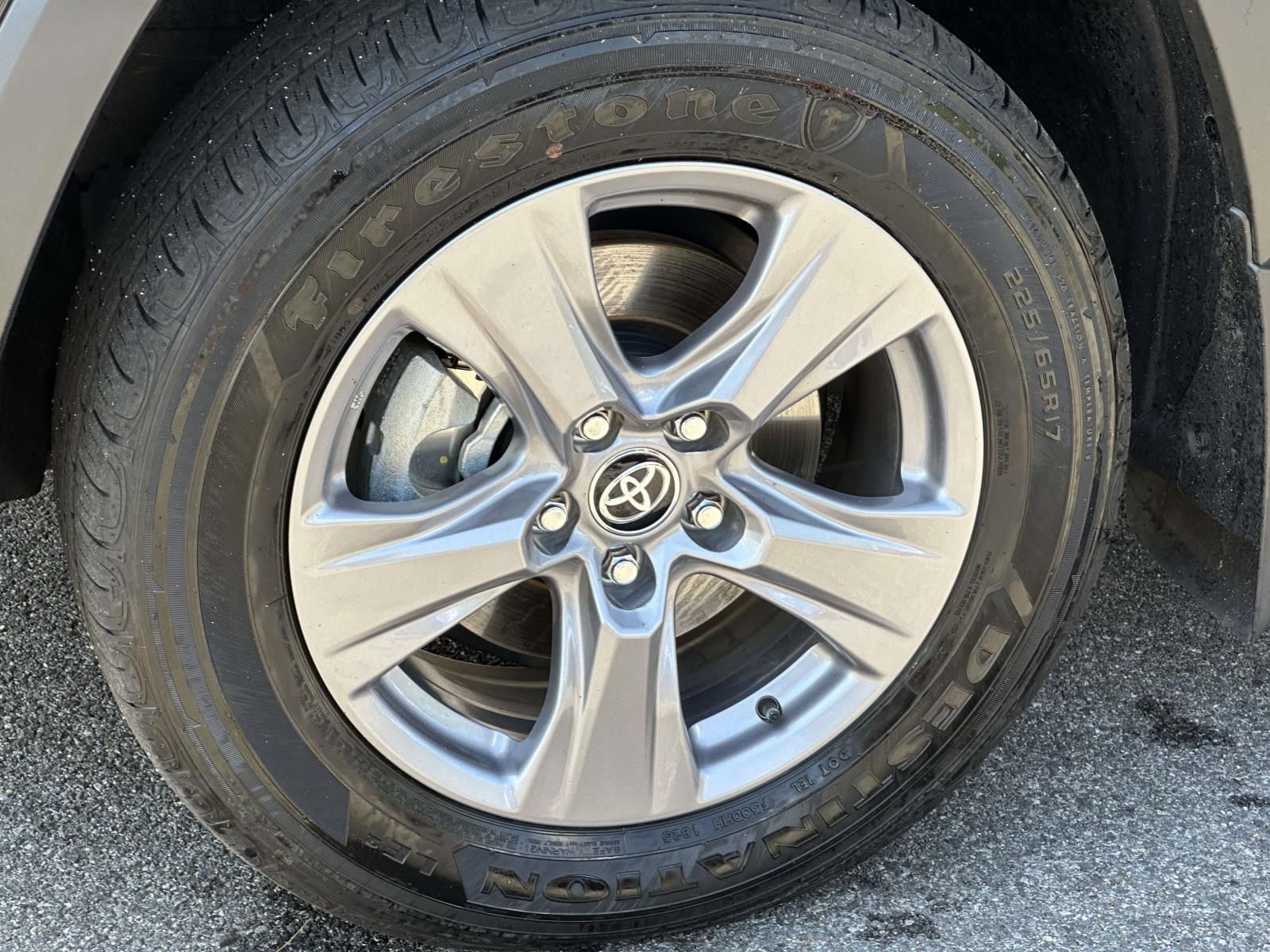 Used 2025 Black Toyota XLE image 27