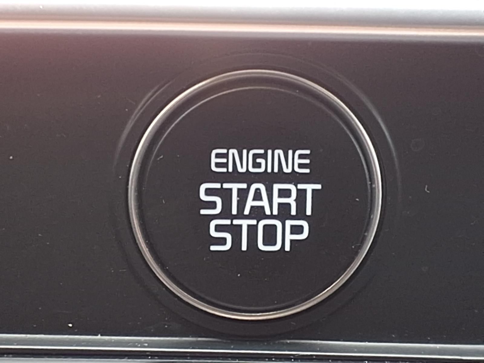 2025 Kia K5 GT-Line - 11