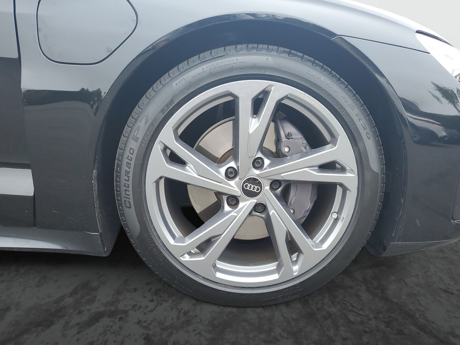 Vehicle photo